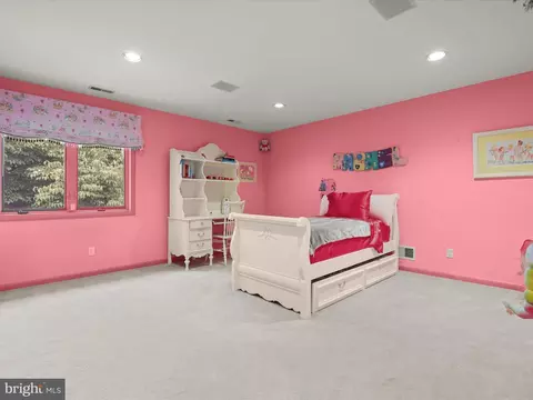Bedroom - 4 Merry Hill Ct, Pikesville, MD 21208 photo 5 of 9