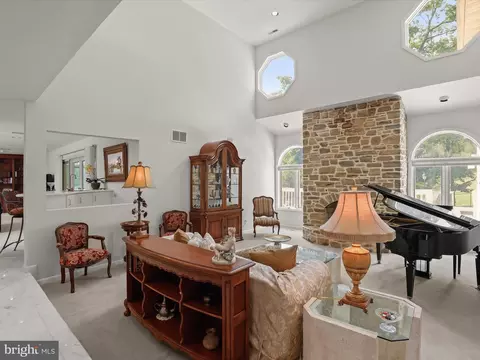 Living - 4 Merry Hill Ct, Pikesville, MD 21208 photo 2 of 7