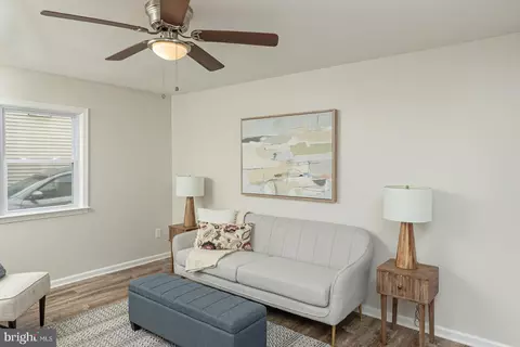 Living - 501 Compass Rd, Middle River, MD 21220 photo 2 of 2