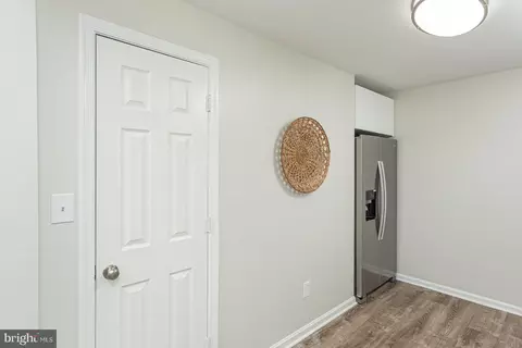 Entry Way - 501 Compass Rd, Middle River, MD 21220 photo 6 of 7