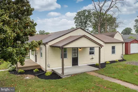 Exterior - 501 Compass Rd, Middle River, MD 21220 photo 1 of 3