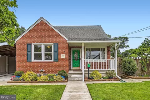 210 Dorell Rd, Essex, MD 21221