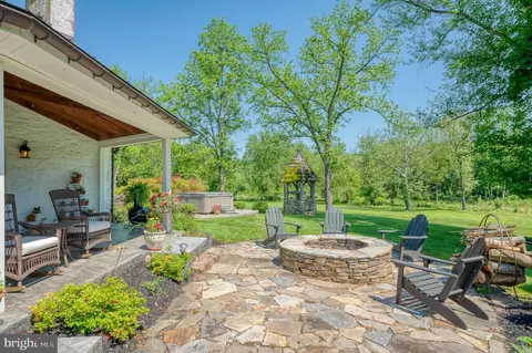 Exterior - 12605 Dulaney Valley Rd, Phoenix, MD 21131 photo 20 of 33