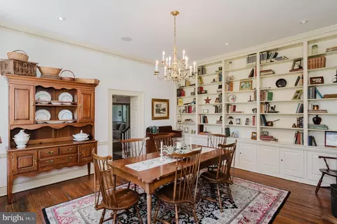 Dining - 12605 Dulaney Valley Rd, Phoenix, MD 21131 photo 1 of 7