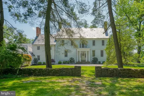 Exterior - 12605 Dulaney Valley Rd, Phoenix, MD 21131 photo 8 of 33