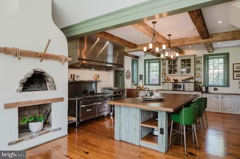 Kitchen - 12605 Dulaney Valley Rd, Phoenix, MD 21131 photo 2 of 14