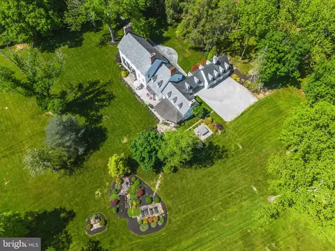 View/Area - 12605 Dulaney Valley Rd, Phoenix, MD 21131 photo 1 of 7