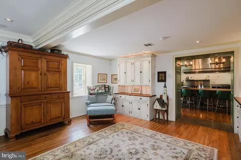 Entry Way - 12605 Dulaney Valley Rd, Phoenix, MD 21131 photo 4 of 18