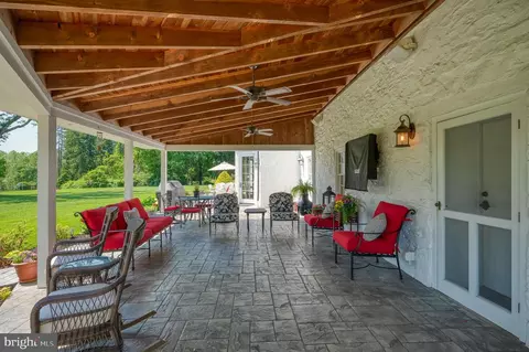 Exterior - 12605 Dulaney Valley Rd, Phoenix, MD 21131 photo 21 of 33