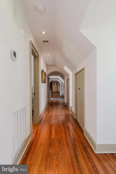 Entry Way - 12605 Dulaney Valley Rd, Phoenix, MD 21131 photo 15 of 18