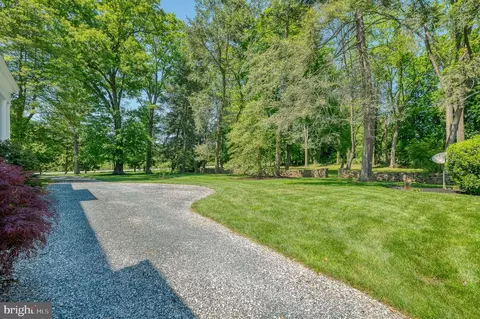 Exterior - 12605 Dulaney Valley Rd, Phoenix, MD 21131 photo 14 of 33