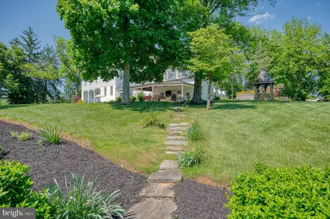 Exterior - 12605 Dulaney Valley Rd, Phoenix, MD 21131 photo 26 of 33