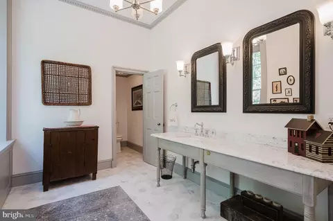 Bath - 12605 Dulaney Valley Rd, Phoenix, MD 21131 photo 1 of 15
