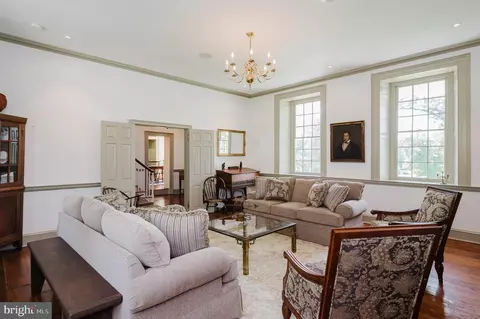 Living - 12605 Dulaney Valley Rd, Phoenix, MD 21131 photo 5 of 5