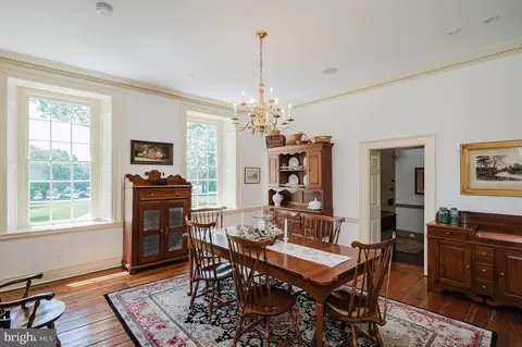 Dining - 12605 Dulaney Valley Rd, Phoenix, MD 21131 photo 4 of 7