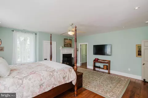 Bedroom - 12605 Dulaney Valley Rd, Phoenix, MD 21131 photo 2 of 12