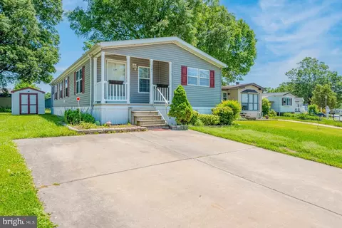 205 Trailway Rd, Middle River, MD 21220 photo 3