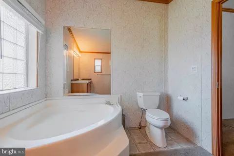 205 Trailway Rd, Middle River, MD 21220 photo 21