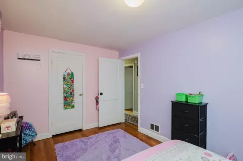 Bedroom - 17 Fuller Ave, Baltimore, MD 21206 photo 8 of 9