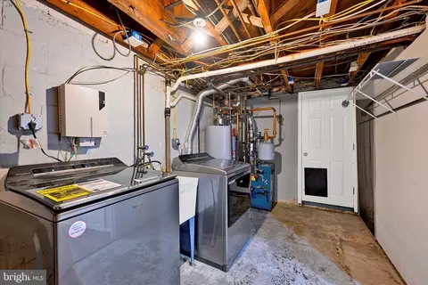 425 Dumbarton Rd, Baltimore, MD 21212 photo 29