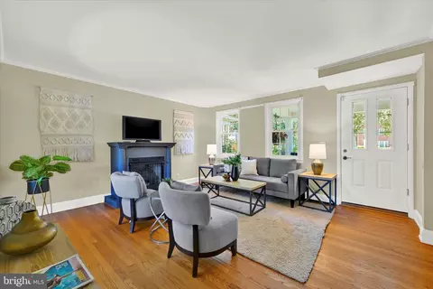 425 Dumbarton Rd, Baltimore, MD 21212 photo 3