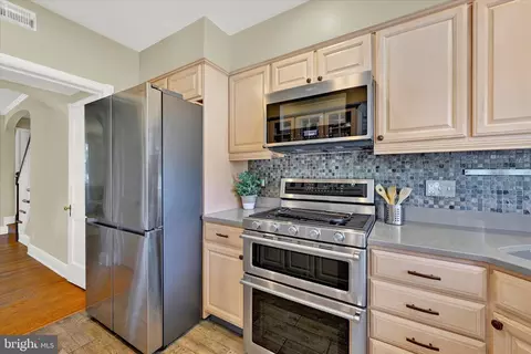 425 Dumbarton Rd, Baltimore, MD 21212 photo 16