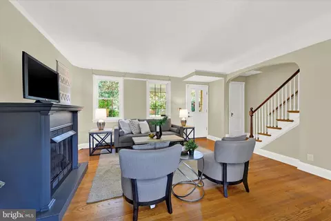 425 Dumbarton Rd, Baltimore, MD 21212 photo 7