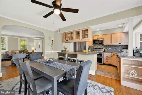 425 Dumbarton Rd, Baltimore, MD 21212 photo 11