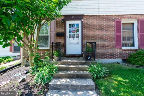 15 Monhegan Ct #29H, Nottingham, MD 21236