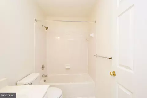 8 Deaven Ct, Baltimore, MD 21209 photo 41