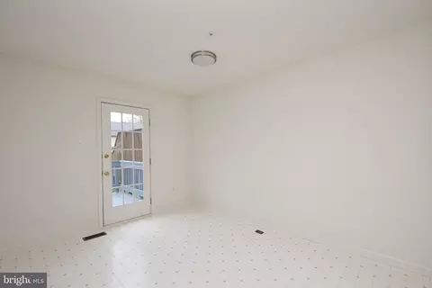 8 Deaven Ct, Baltimore, MD 21209 photo 17