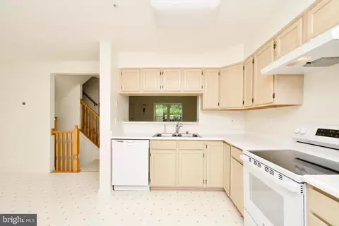 8 Deaven Ct, Baltimore, MD 21209 photo 21