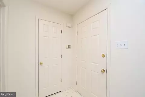 8 Deaven Ct, Baltimore, MD 21209 photo 4