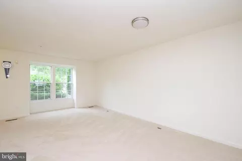 8 Deaven Ct, Baltimore, MD 21209 photo 9