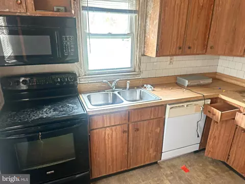 Kitchen - 4600 Silver Spring Rd, Perry Hall, MD 21128 photo 1 of 2