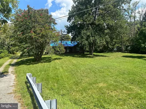 Exterior - 4600 Silver Spring Rd, Perry Hall, MD 21128 photo 8 of 10