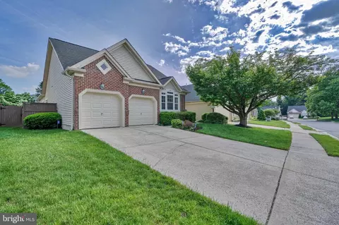 Exterior - 25 Stone Pine Ct, Pikesville, MD 21208 photo 2 of 10