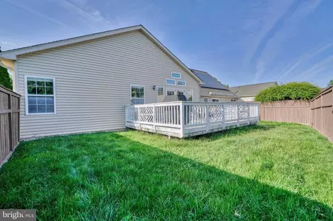 Exterior - 25 Stone Pine Ct, Pikesville, MD 21208 photo 10 of 10
