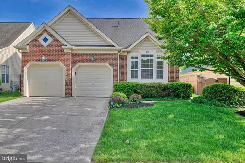 25 Stone Pine Ct, Pikesville, MD 21208