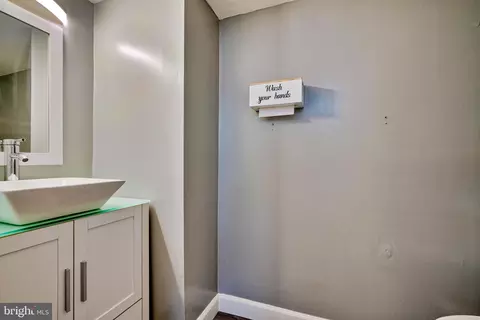 Bath - 25 Stone Pine Ct, Pikesville, MD 21208 photo 9 of 9
