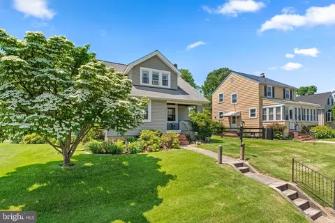 Exterior - 5576 Ashbourne Rd, Halethorpe, MD 21227 photo 3 of 13