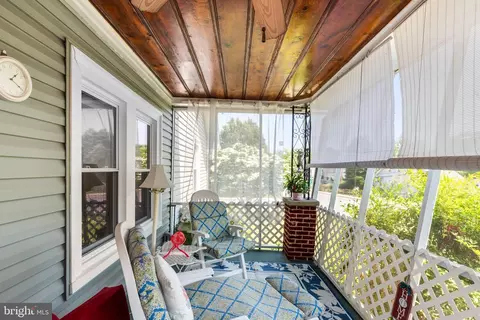 Exterior - 5576 Ashbourne Rd, Halethorpe, MD 21227 photo 6 of 13