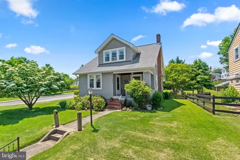 5576 Ashbourne Rd, Halethorpe, MD 21227