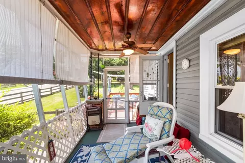 Exterior - 5576 Ashbourne Rd, Halethorpe, MD 21227 photo 7 of 13