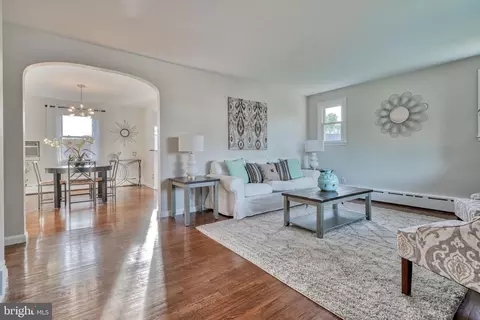 8808 Richmond Ave, Parkville, MD 21234
