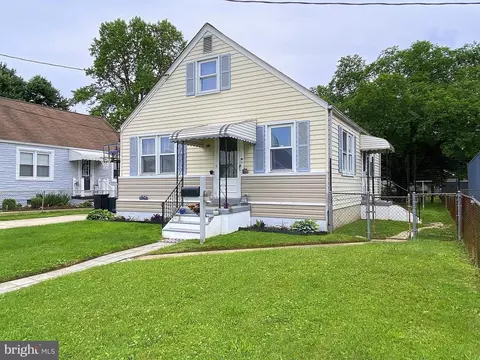 404 S Taylor Ave, Essex, MD 21221