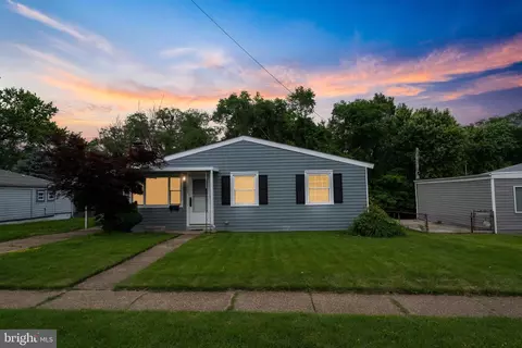 7604 Dunmanway, Dundalk, MD 21222