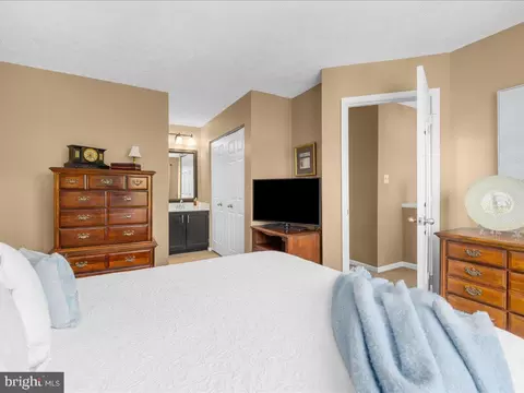 Bedroom - 232 Oak Leaf Way, Halethorpe, MD 21227 photo 3 of 7