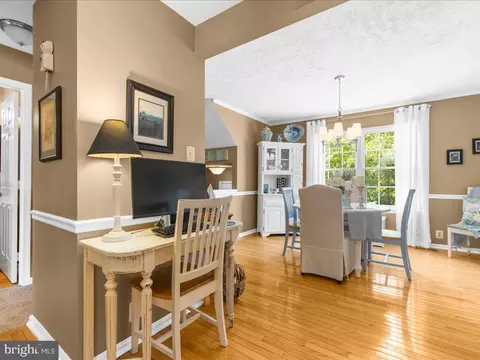 Entry Way - 232 Oak Leaf Way, Halethorpe, MD 21227 photo 1 of 1