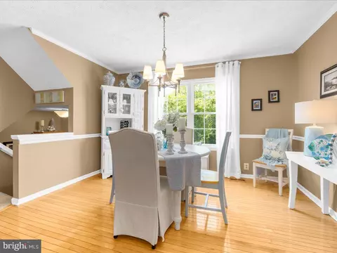 Dining - 232 Oak Leaf Way, Halethorpe, MD 21227 photo 2 of 2